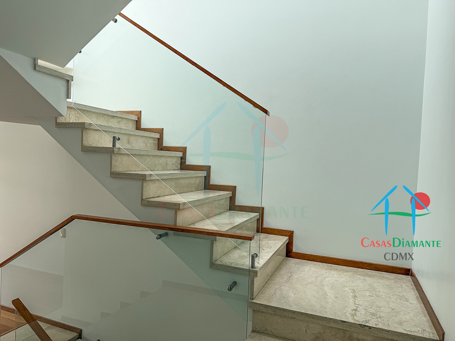 Av. Toluca Villa Sauce BC - Escaleras 3